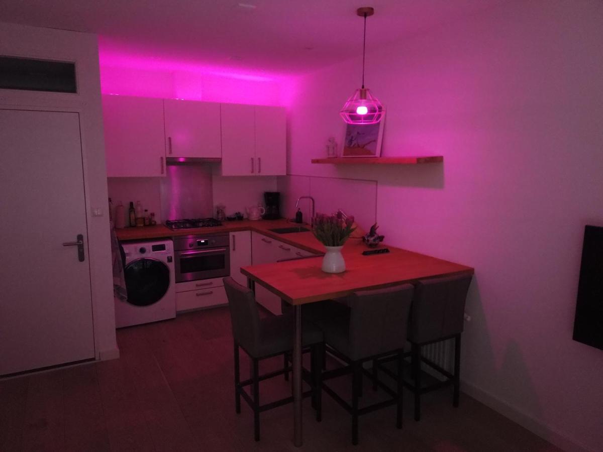 2-Room Apartment + 2 E-Bikes Алкмар Экстерьер фото
